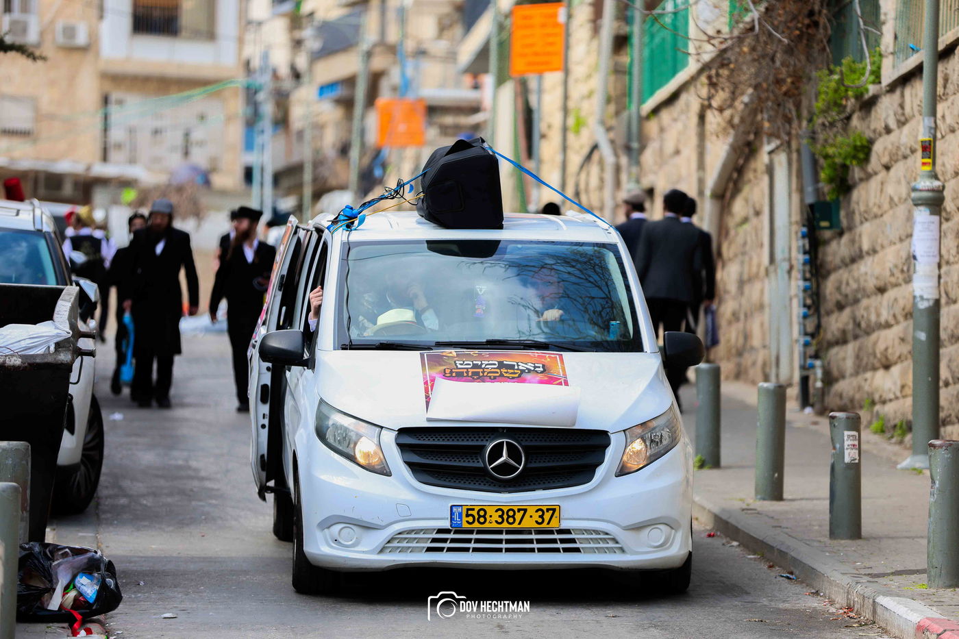 אווירת חג הפורים בירושלים