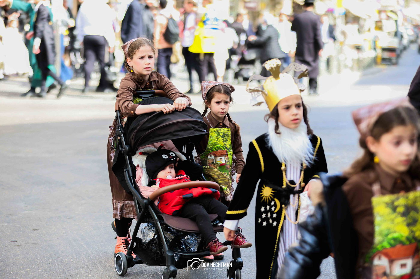 אווירת חג הפורים בירושלים