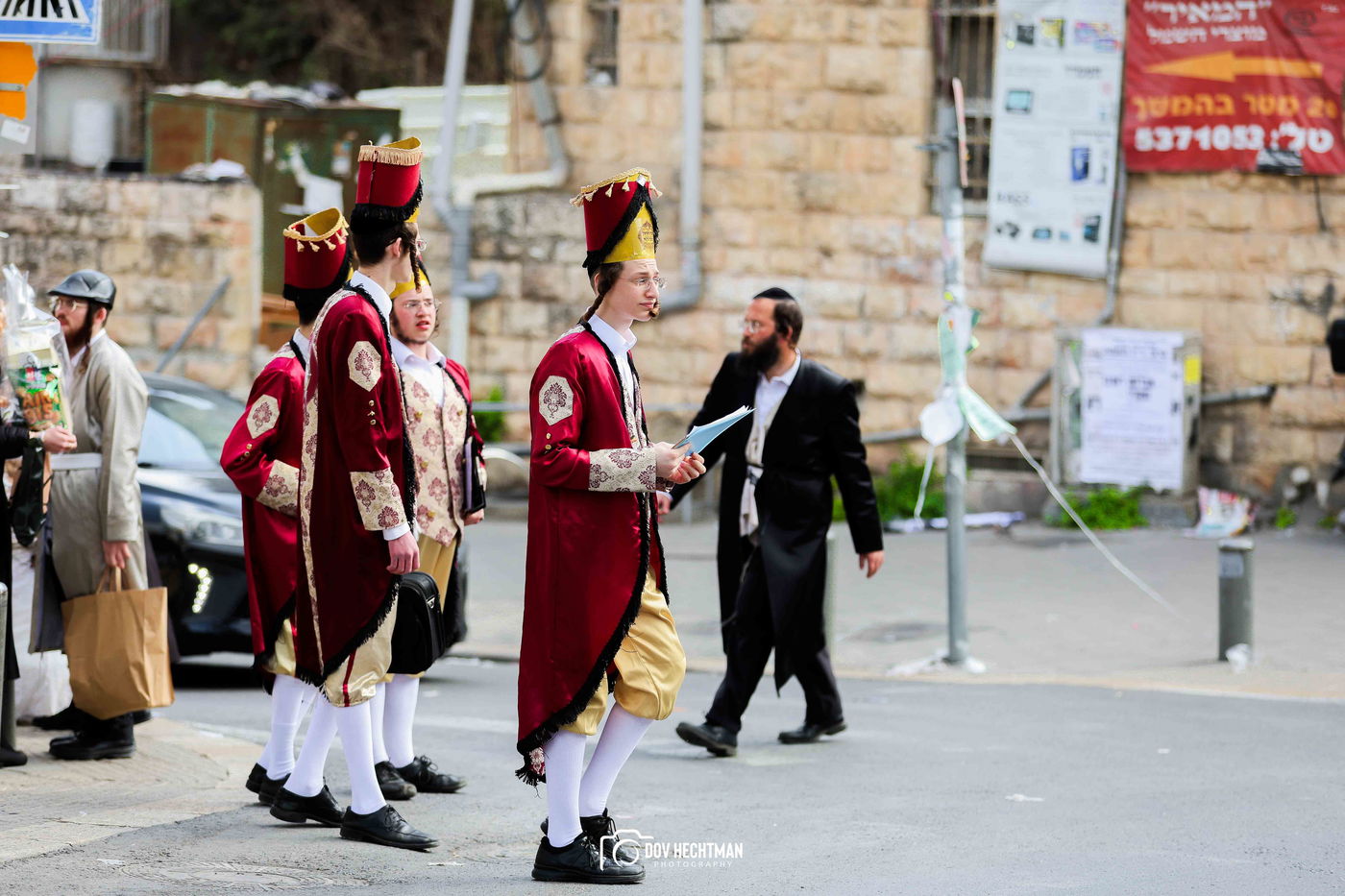 אווירת חג הפורים בירושלים