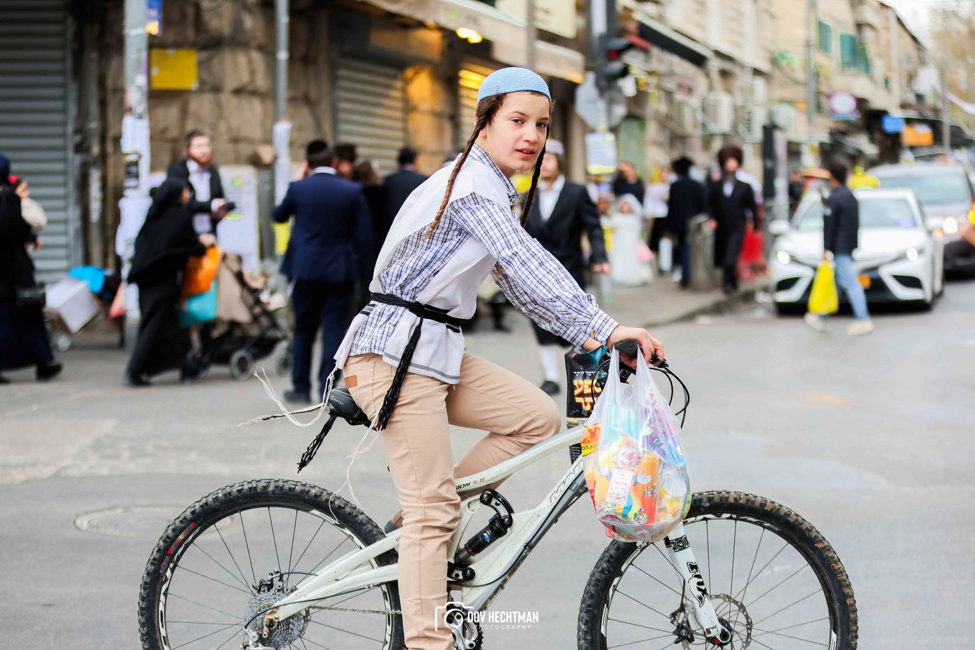 אווירת חג הפורים בירושלים