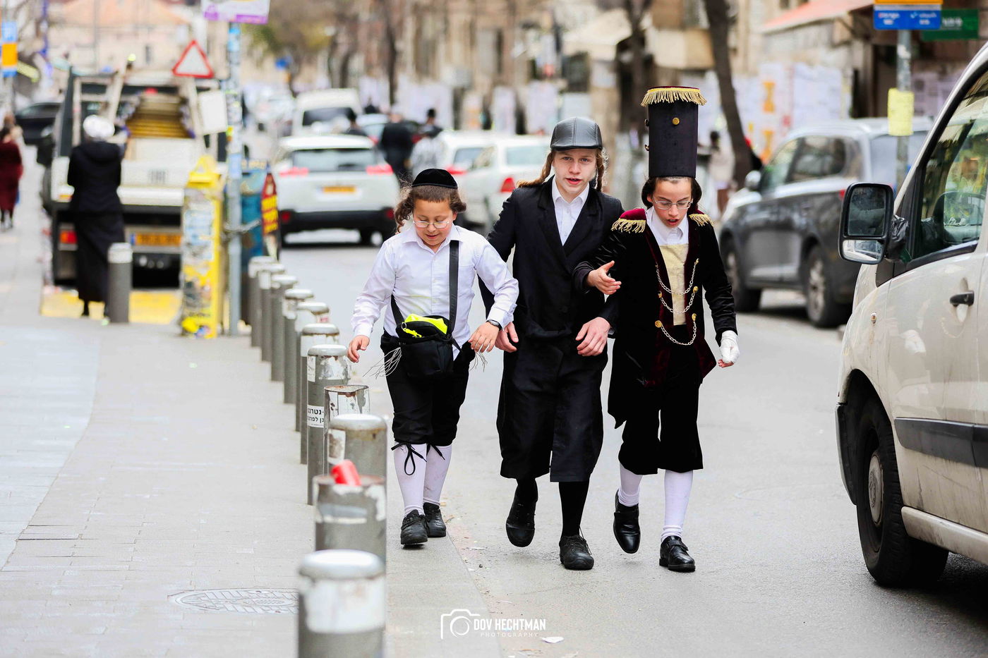 אווירת חג הפורים בירושלים