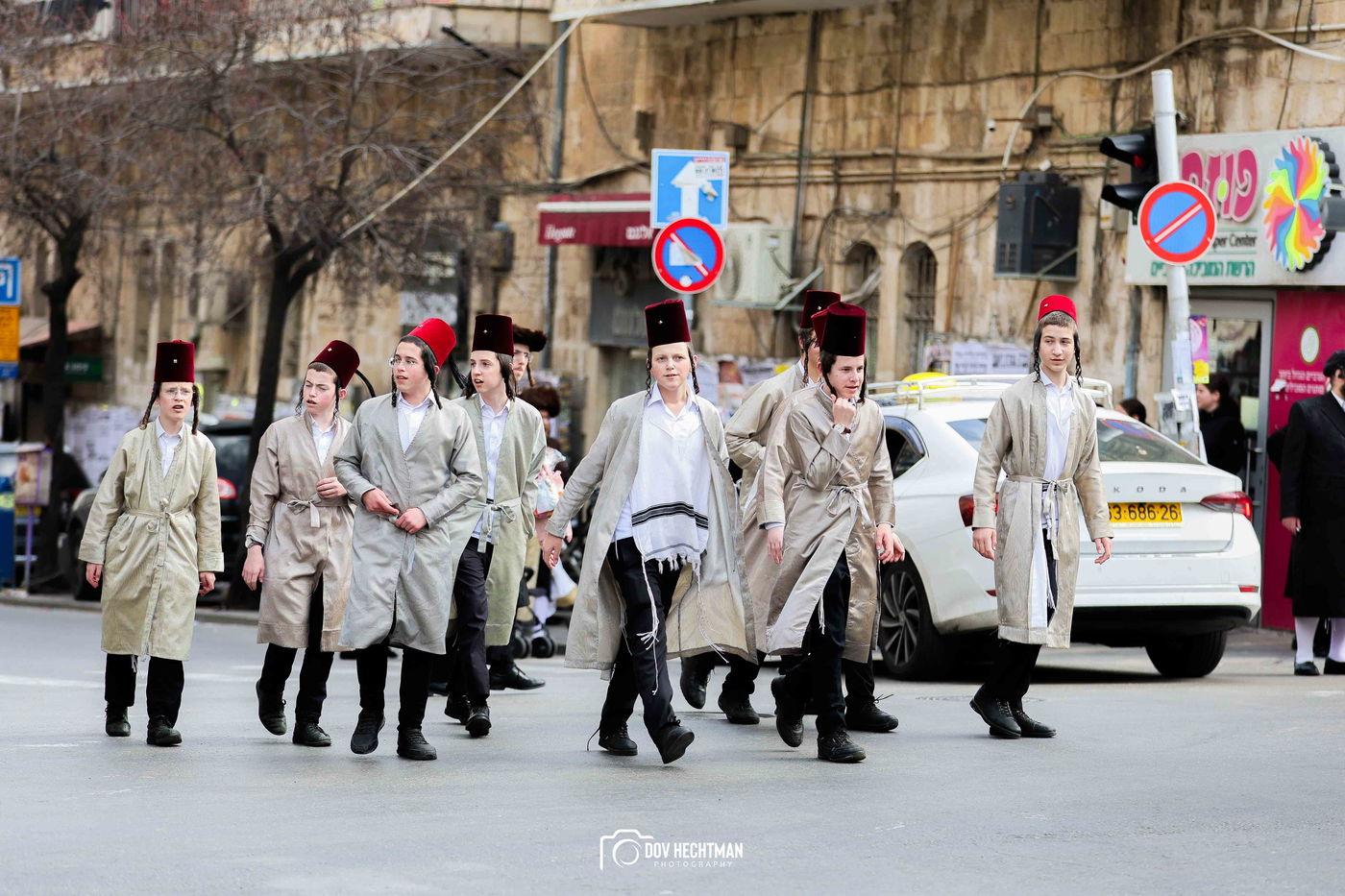 אווירת חג הפורים בירושלים