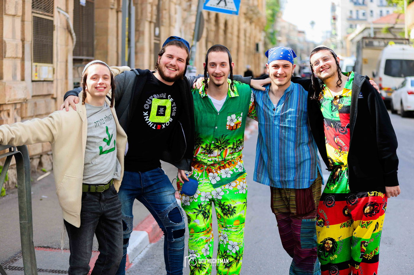 אווירת חג הפורים בירושלים