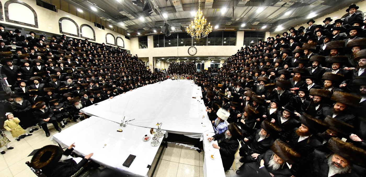 פורים בחצה"ק דארג