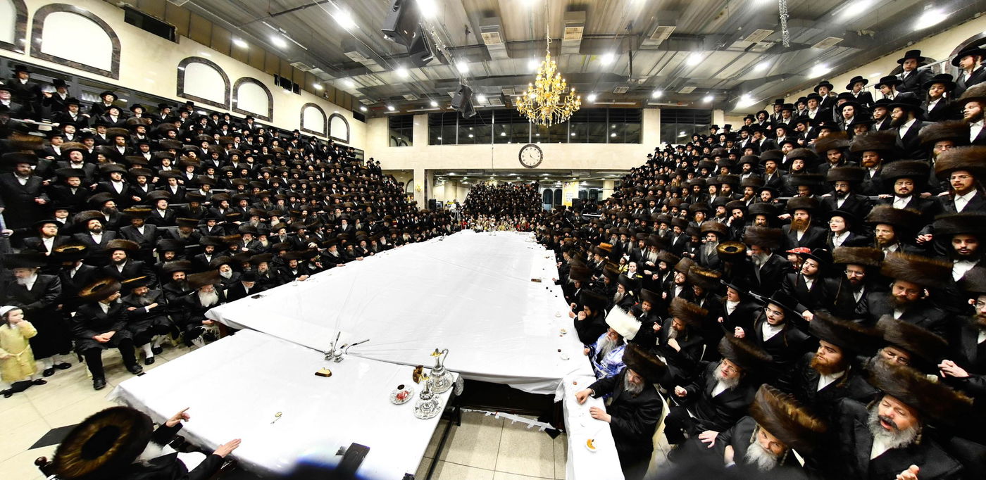 פורים בחצה"ק דארג