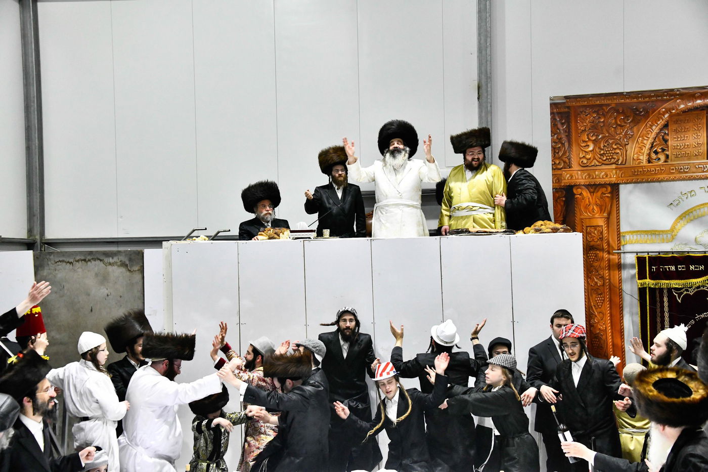 פורים בחצה"ק זוטשקא