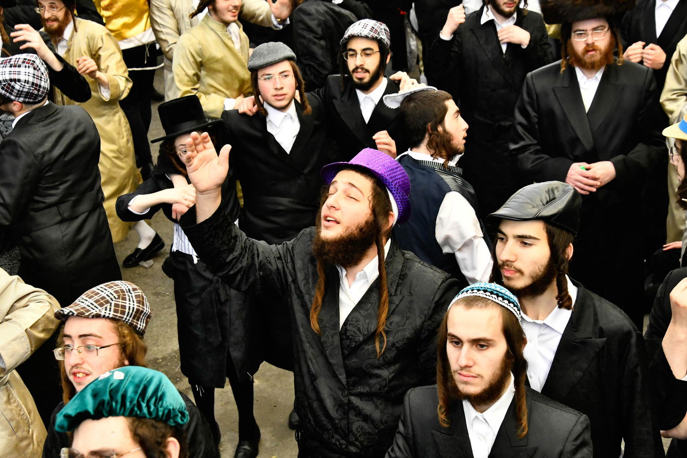 פורים בצל הגה"צ רבי יעקב מאיר שכטר