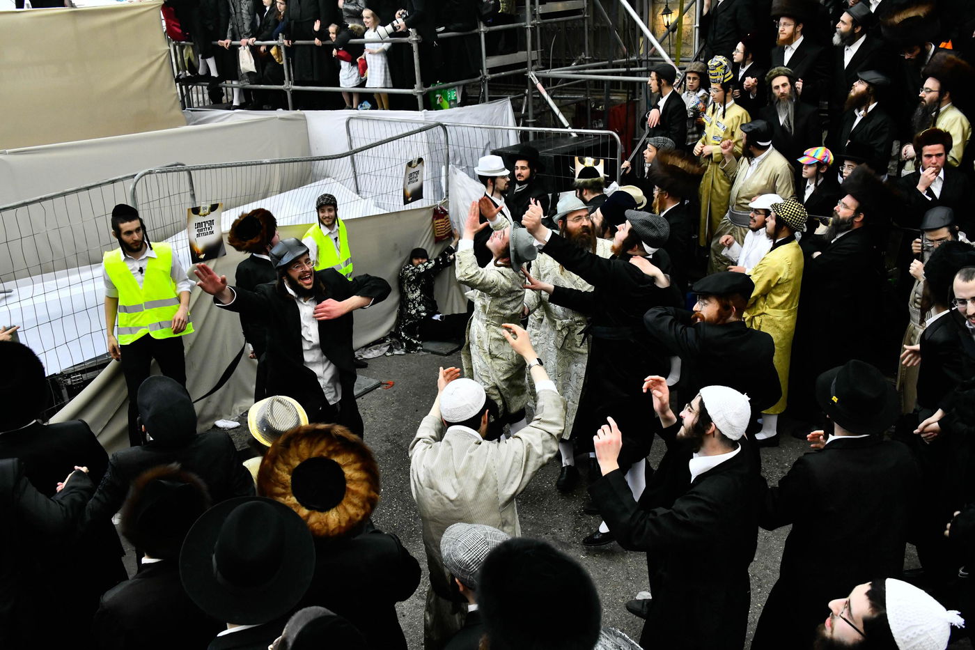 פורים בצל הגה"צ רבי יעקב מאיר שכטר