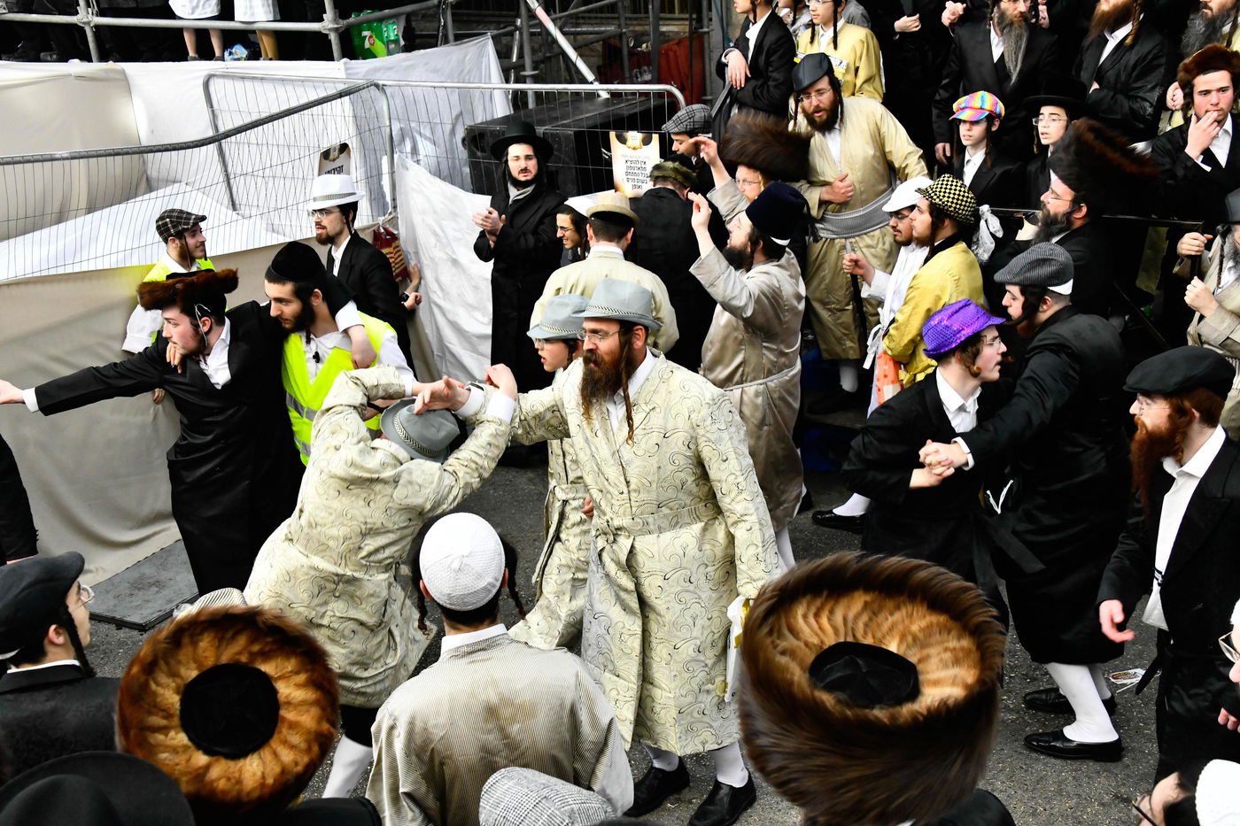 פורים בצל הגה"צ רבי יעקב מאיר שכטר