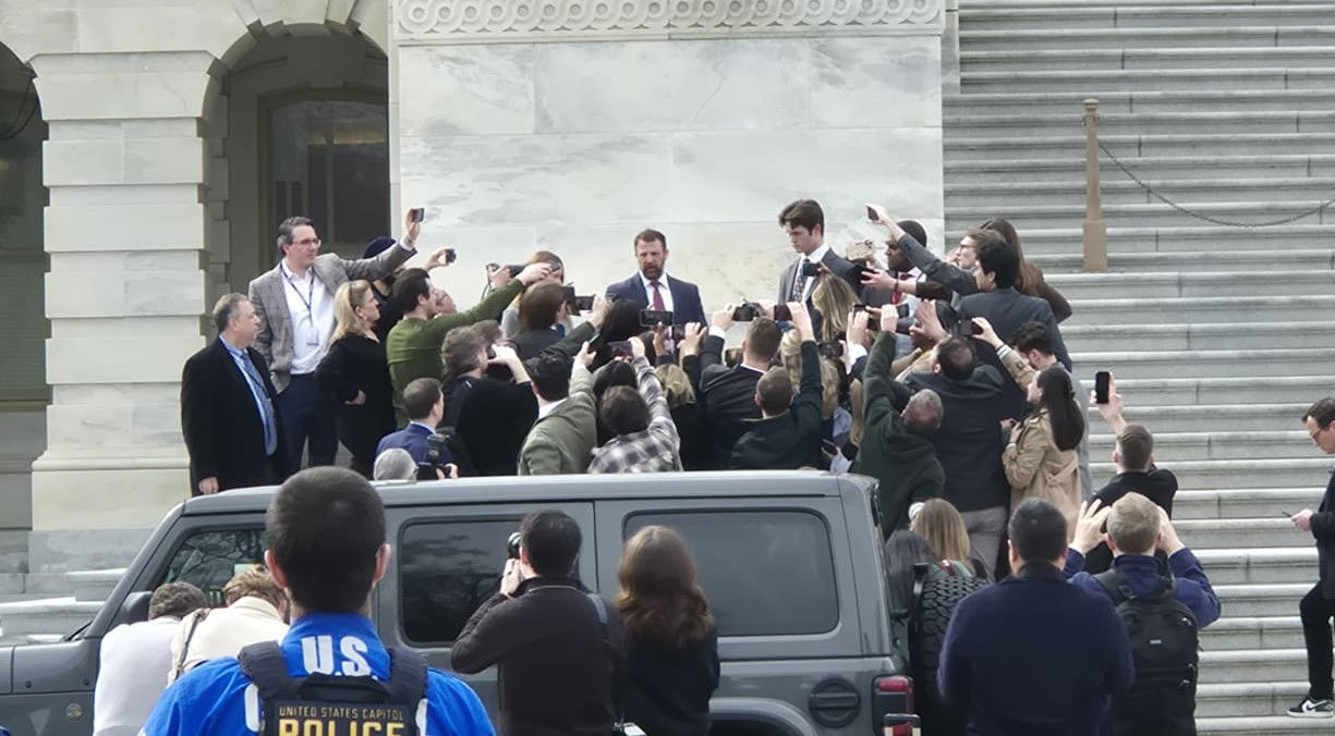 מרקווין מאלין עונה על שאלות כתבים לאחר ההודעה על המינוי