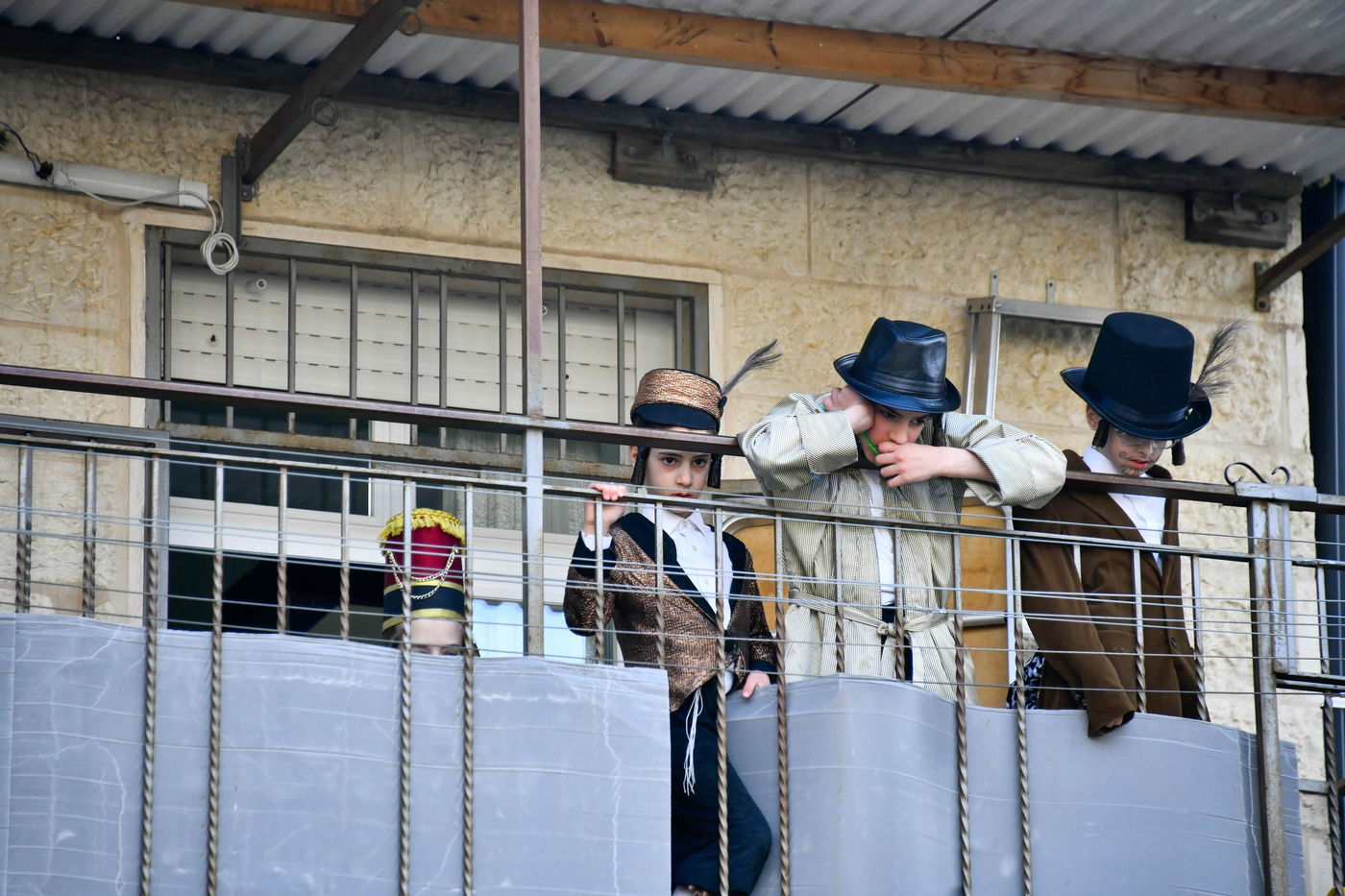 שושן פורים ברחובות ירושלים