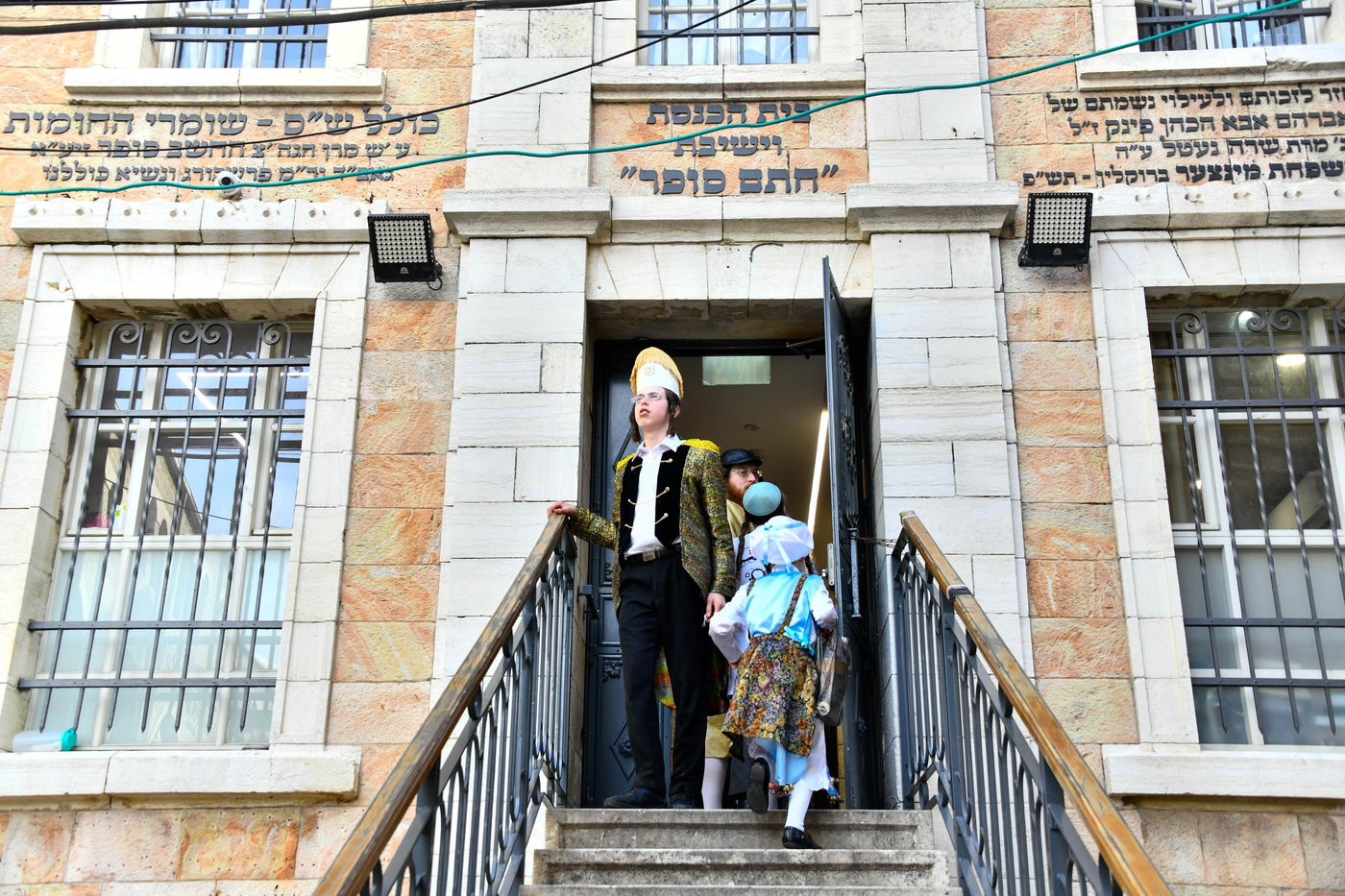 שושן פורים ברחובות ירושלים