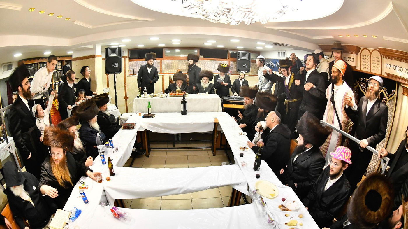 פורים בחצה"ק קופיטשניץ