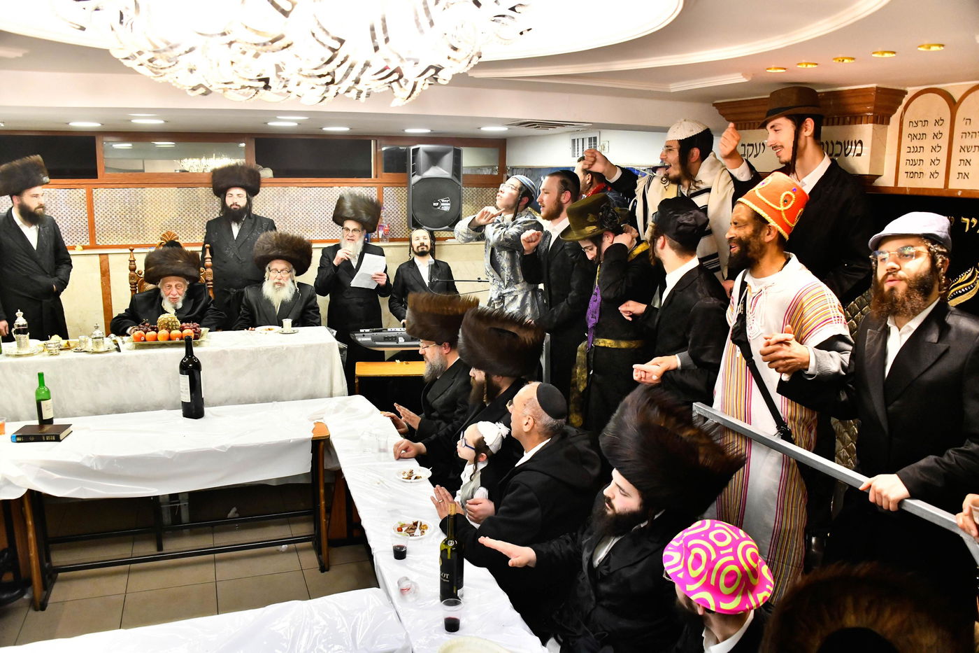 פורים בחצה"ק קופיטשניץ