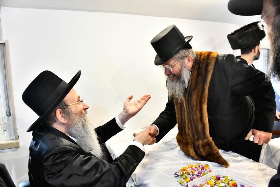 פורים אצל הגה"צ רבי בנימין פינקל