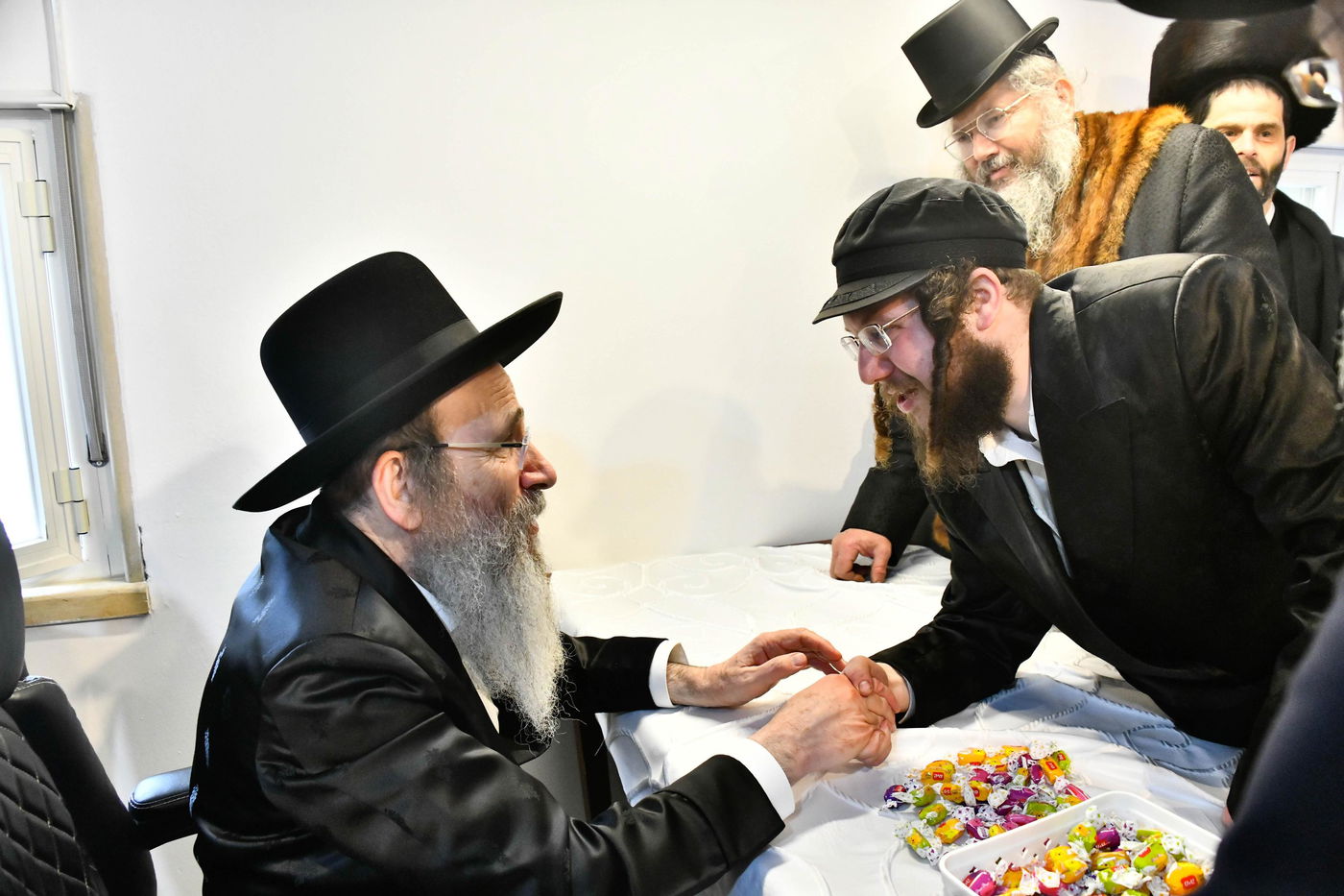 פורים אצל הגה"צ רבי בנימין פינקל