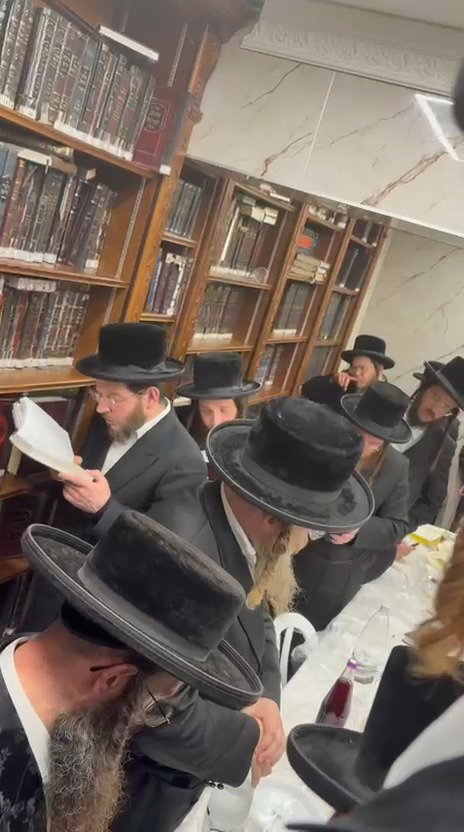 מעמד ההכתרה בלעלוב מהרי"ד