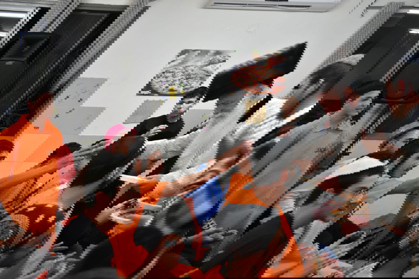 פורים אצל הגרי"ד גרוסמן