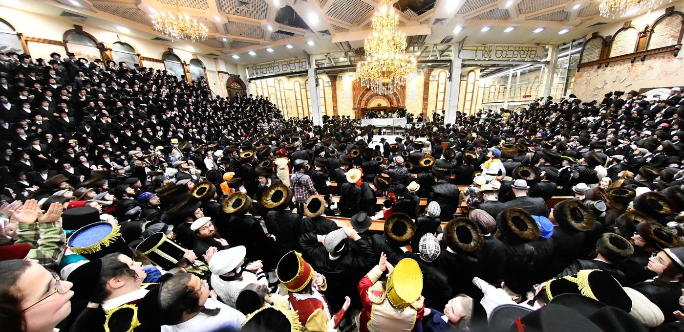 פורים בחצה"ק דושינסקיא