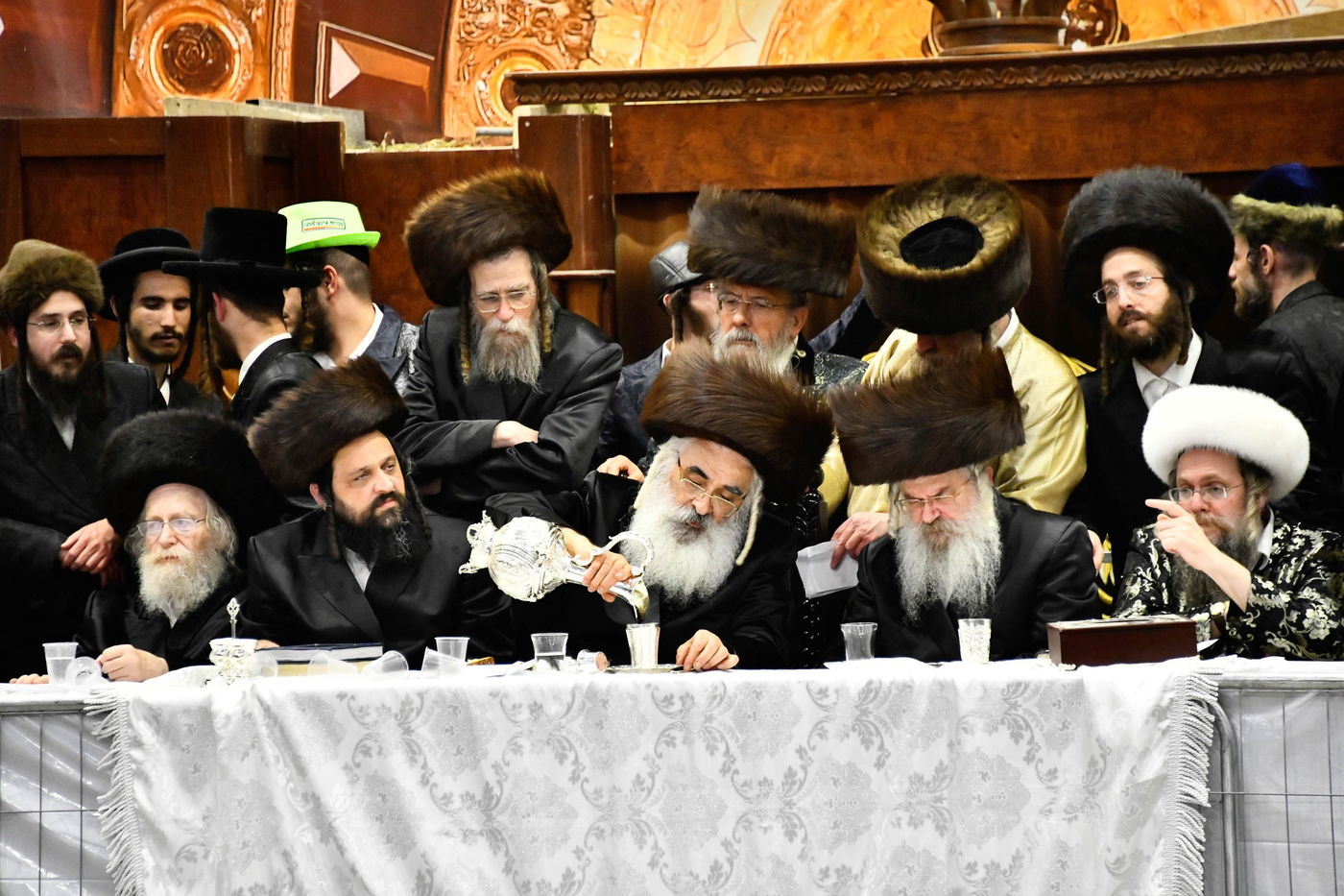 פורים בחצה"ק דושינסקיא