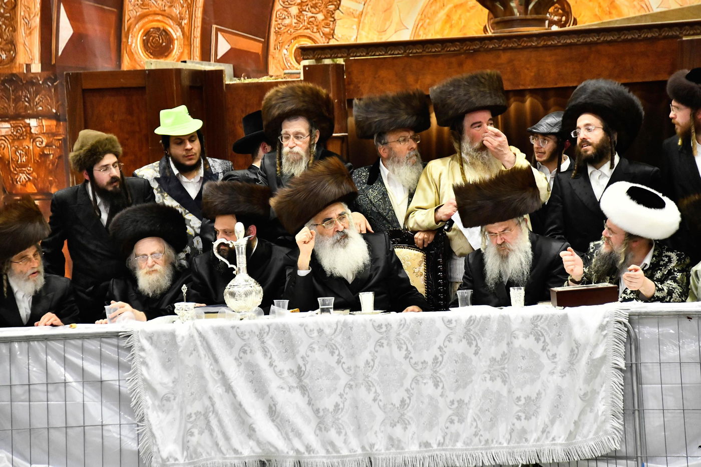 פורים בחצה"ק דושינסקיא