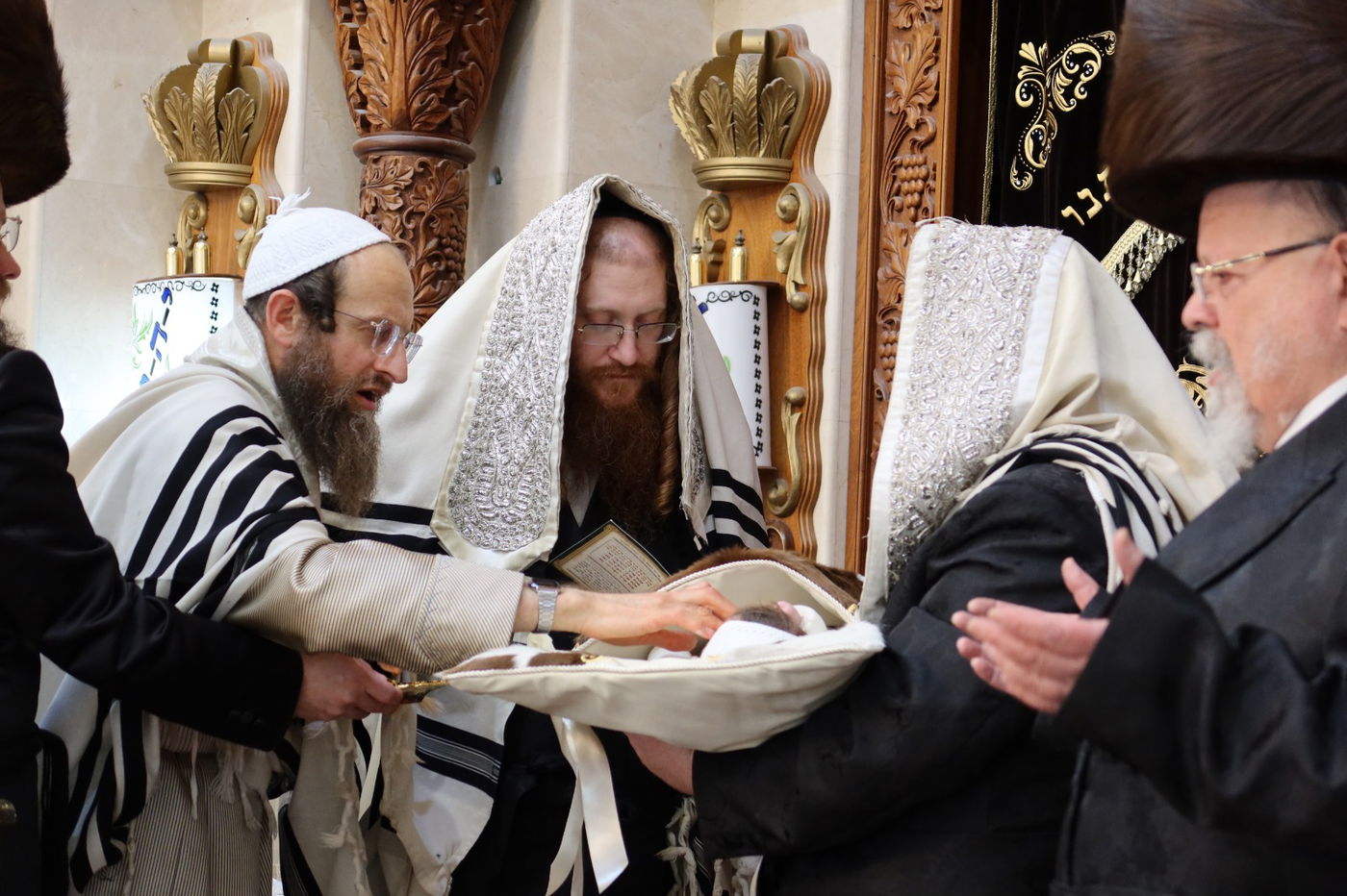 פורים בחצה"ק קאליב