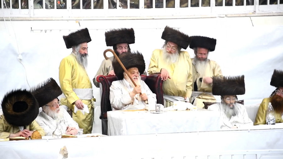 פורים בחצה"ק תולדות אהרן