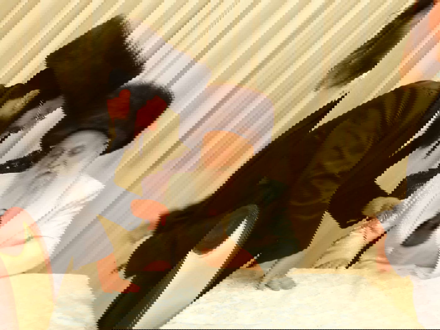 פורים בחצה"ק בוטושאן 