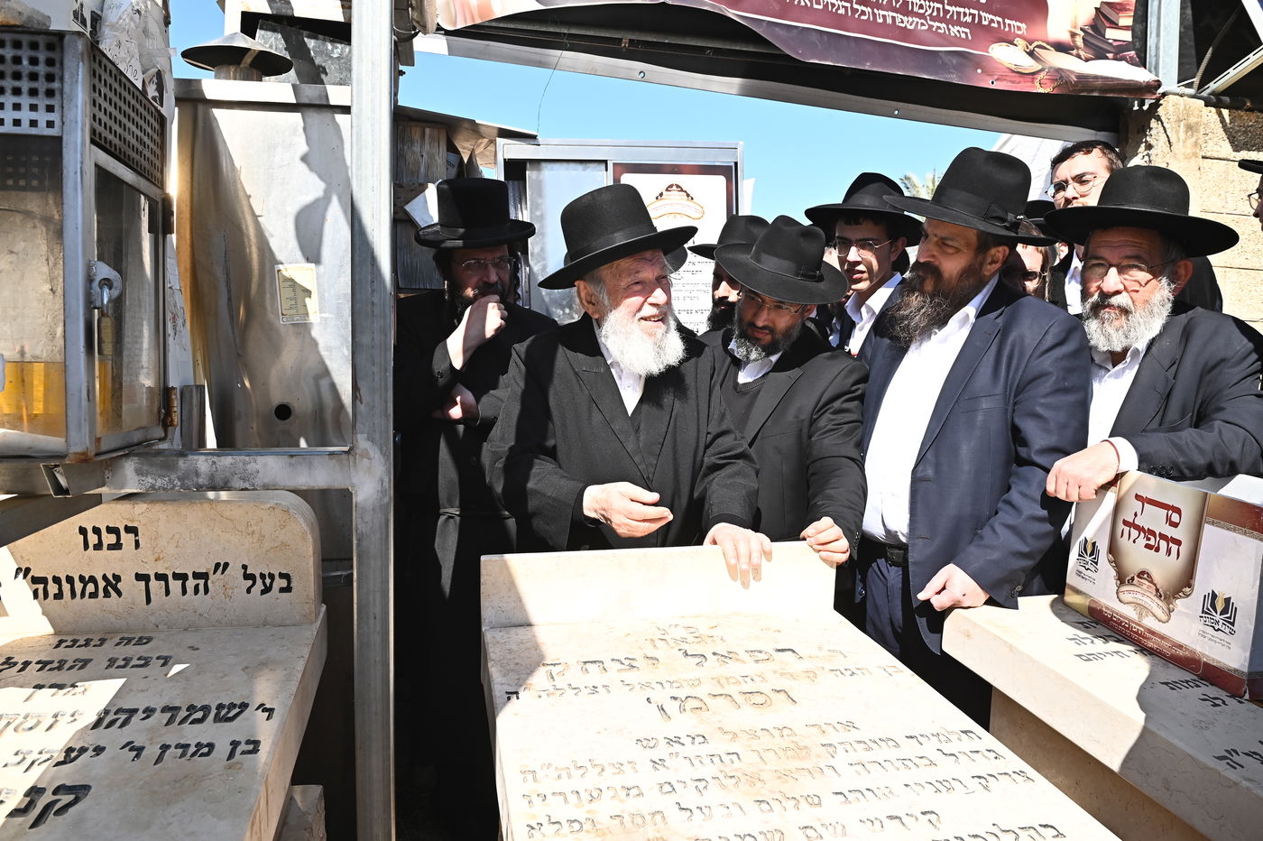 עליה לציון של הגר"ח קנייבסקי זצ"ל