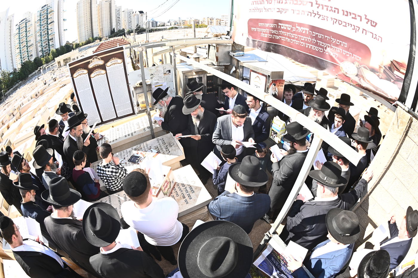 עליה לציון של הגר"ח קנייבסקי זצ"ל