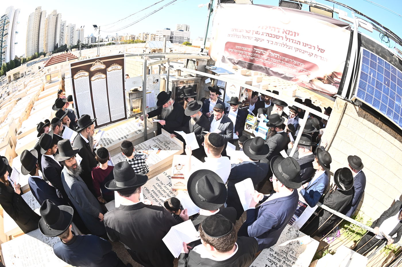 עליה לציון של הגר"ח קנייבסקי זצ"ל