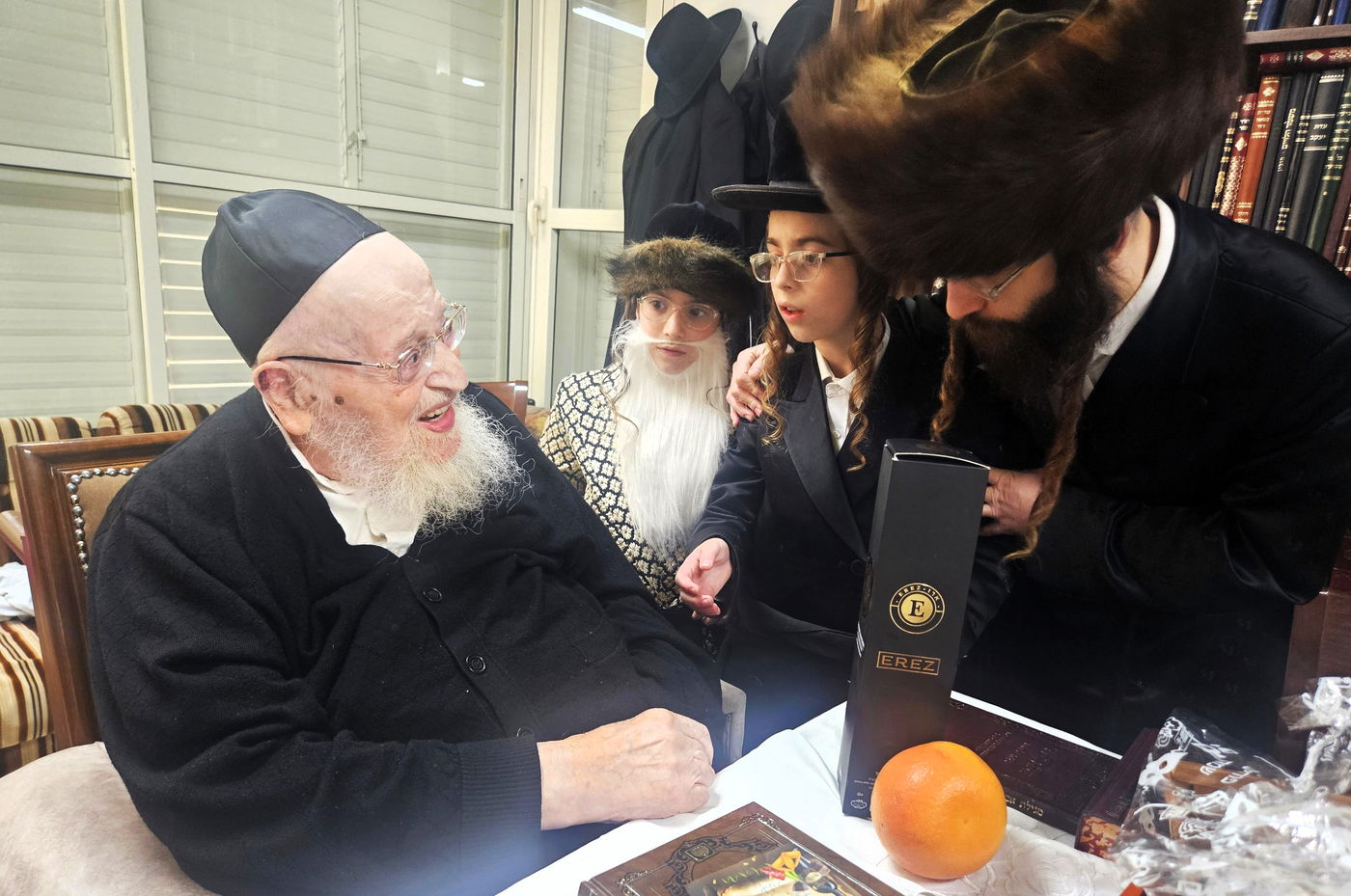 פורים בצל הגרמ"צ ברגמן 