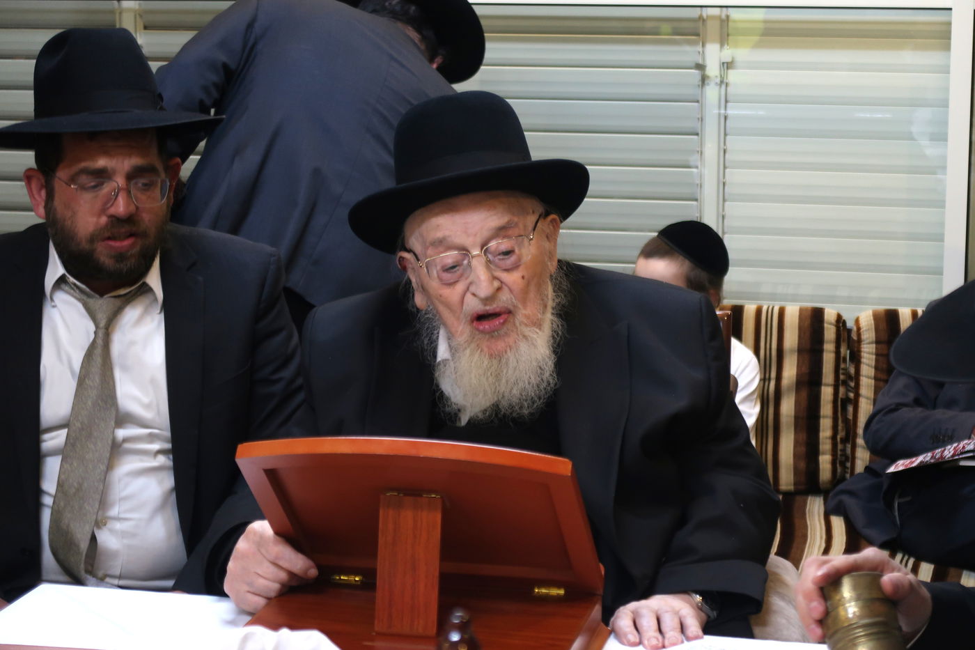 פורים בצל הגרמ"צ ברגמן 