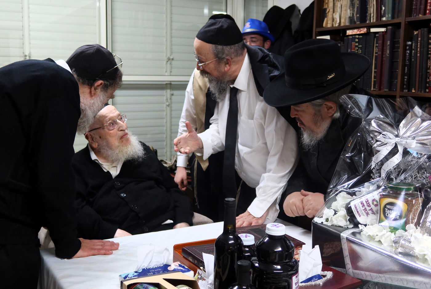 פורים בצל הגרמ"צ ברגמן 