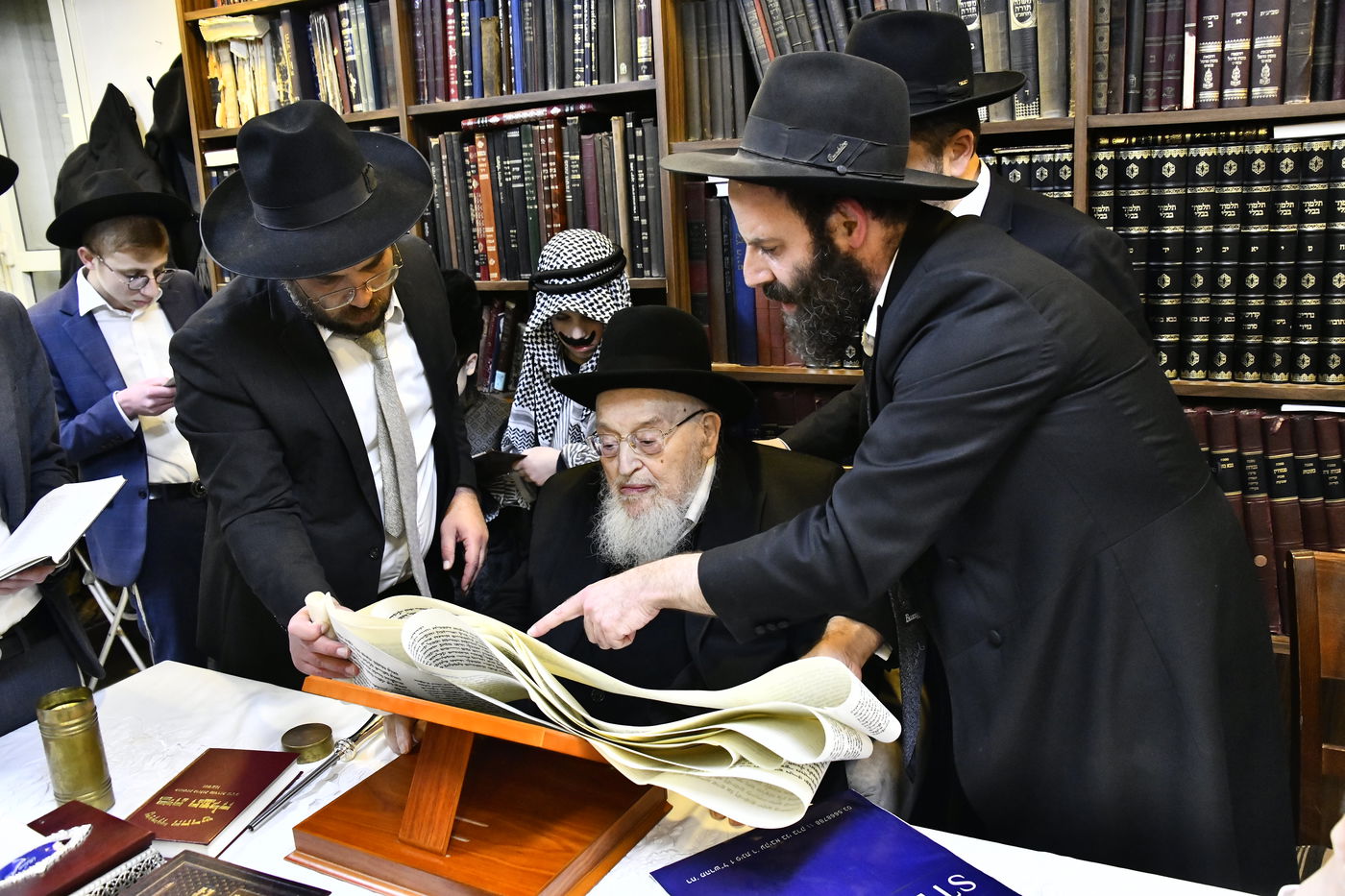 פורים בצל הגרמ"צ ברגמן 