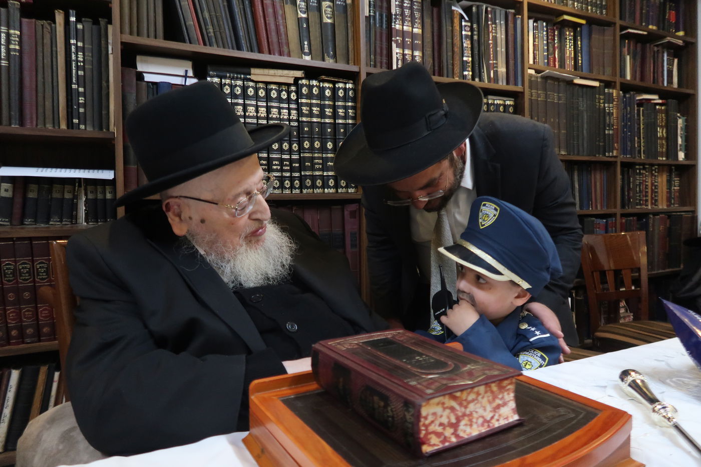 פורים בצל הגרמ"צ ברגמן 