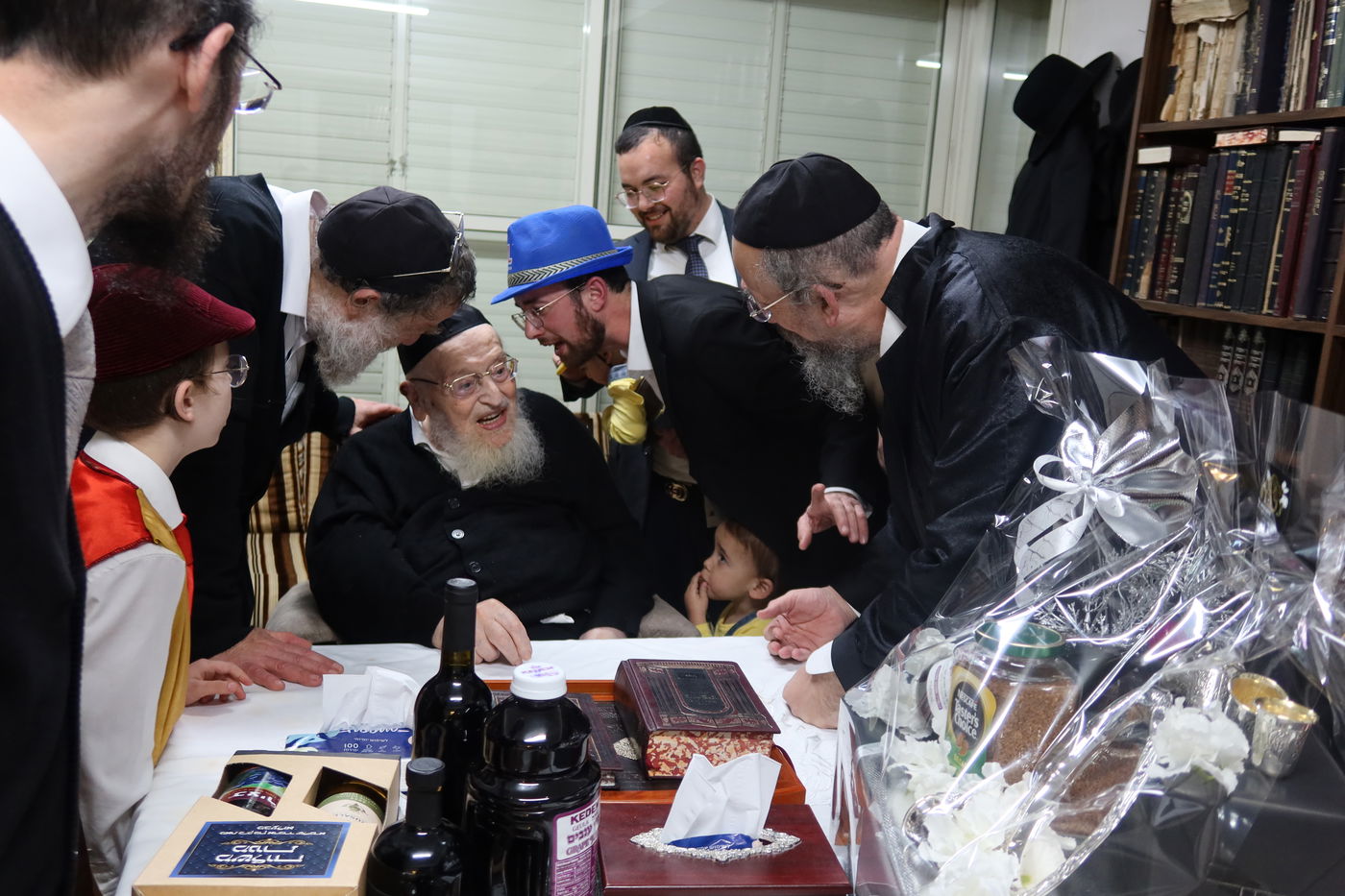 פורים בצל הגרמ"צ ברגמן 