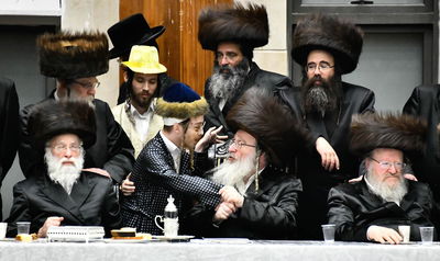 פורים בחצה"ק ביאלה