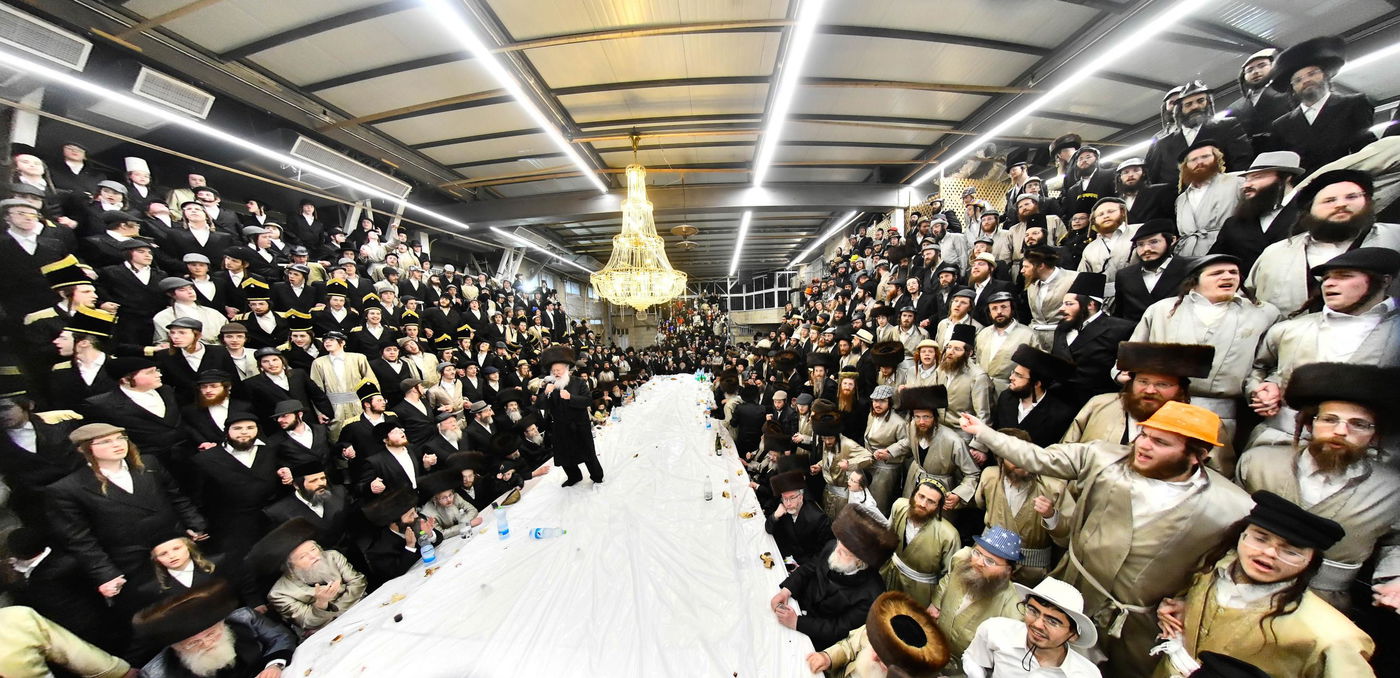 פורים בחצה"ק פינסק קרלין