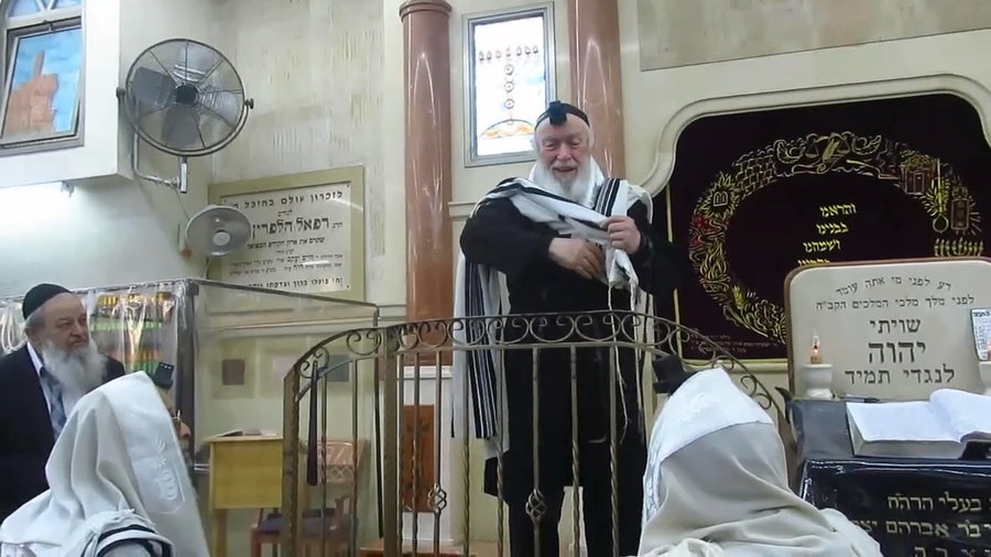 הגר"י זילברשטיין בדבריו