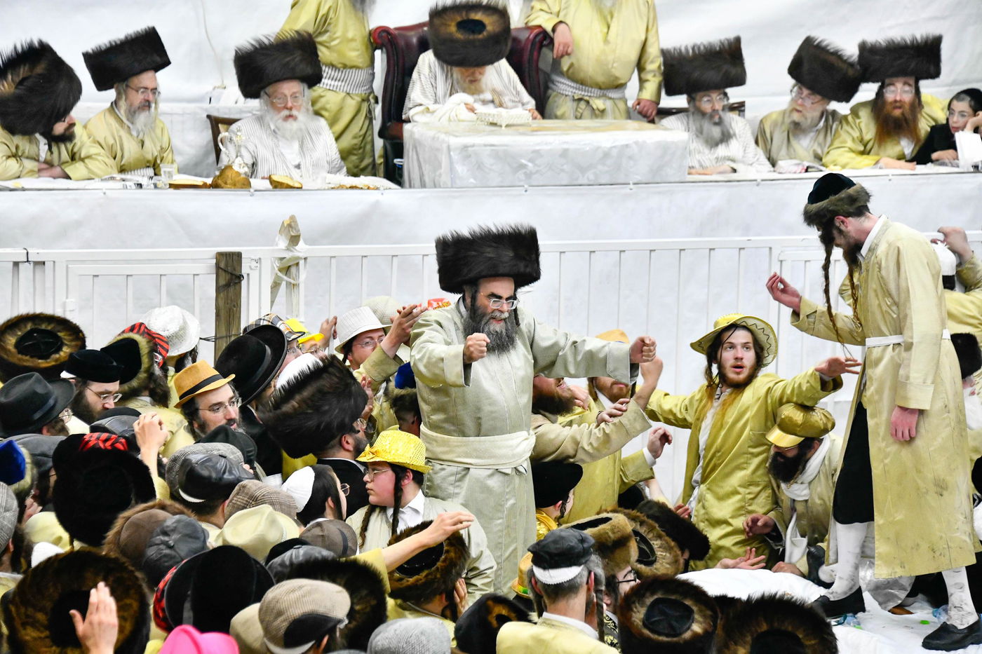 פורים בחצה"ק תולדות אהרן