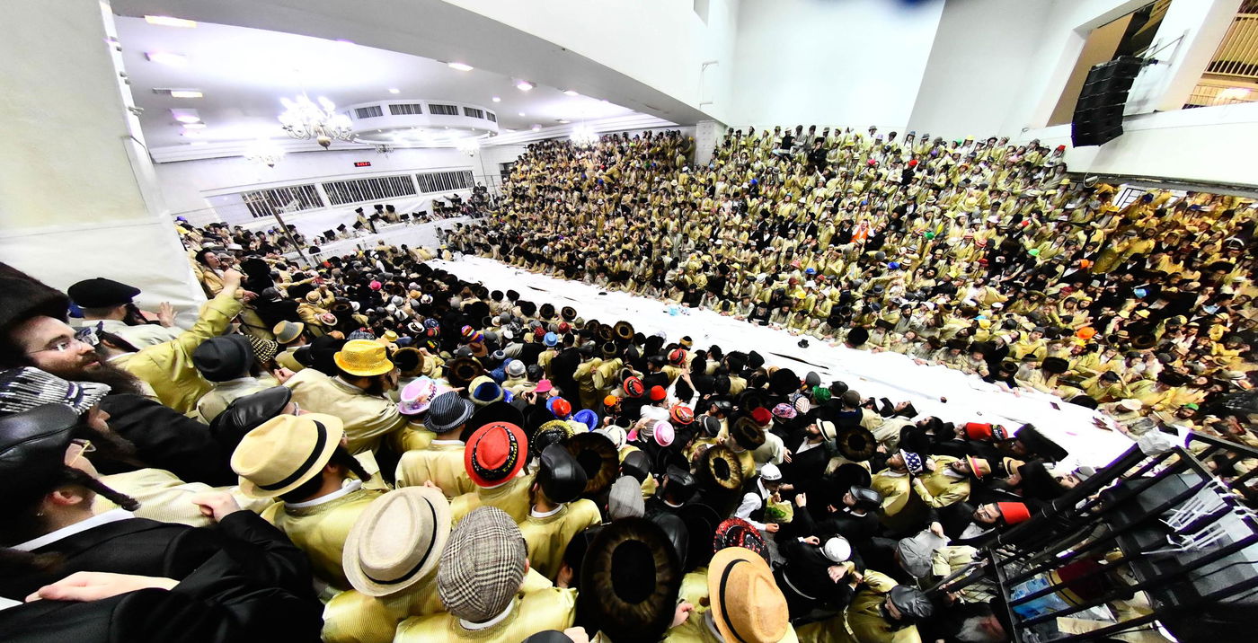 פורים בחצה"ק תולדות אהרן