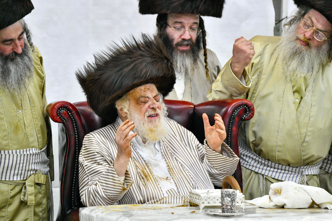 פורים בחצה"ק תולדות אהרן