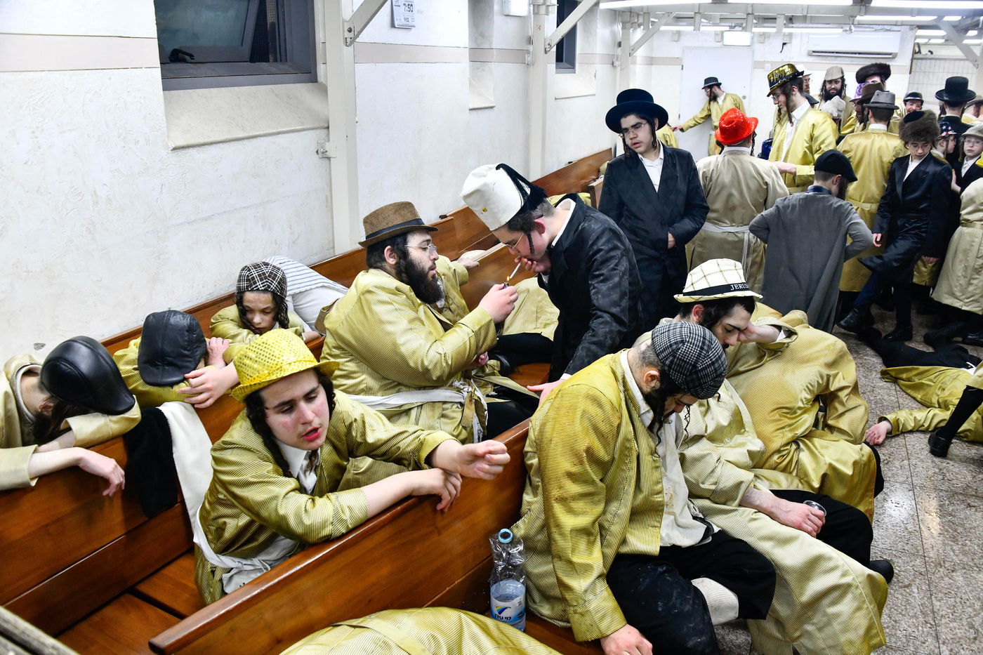 פורים בחצה"ק תולדות אהרן