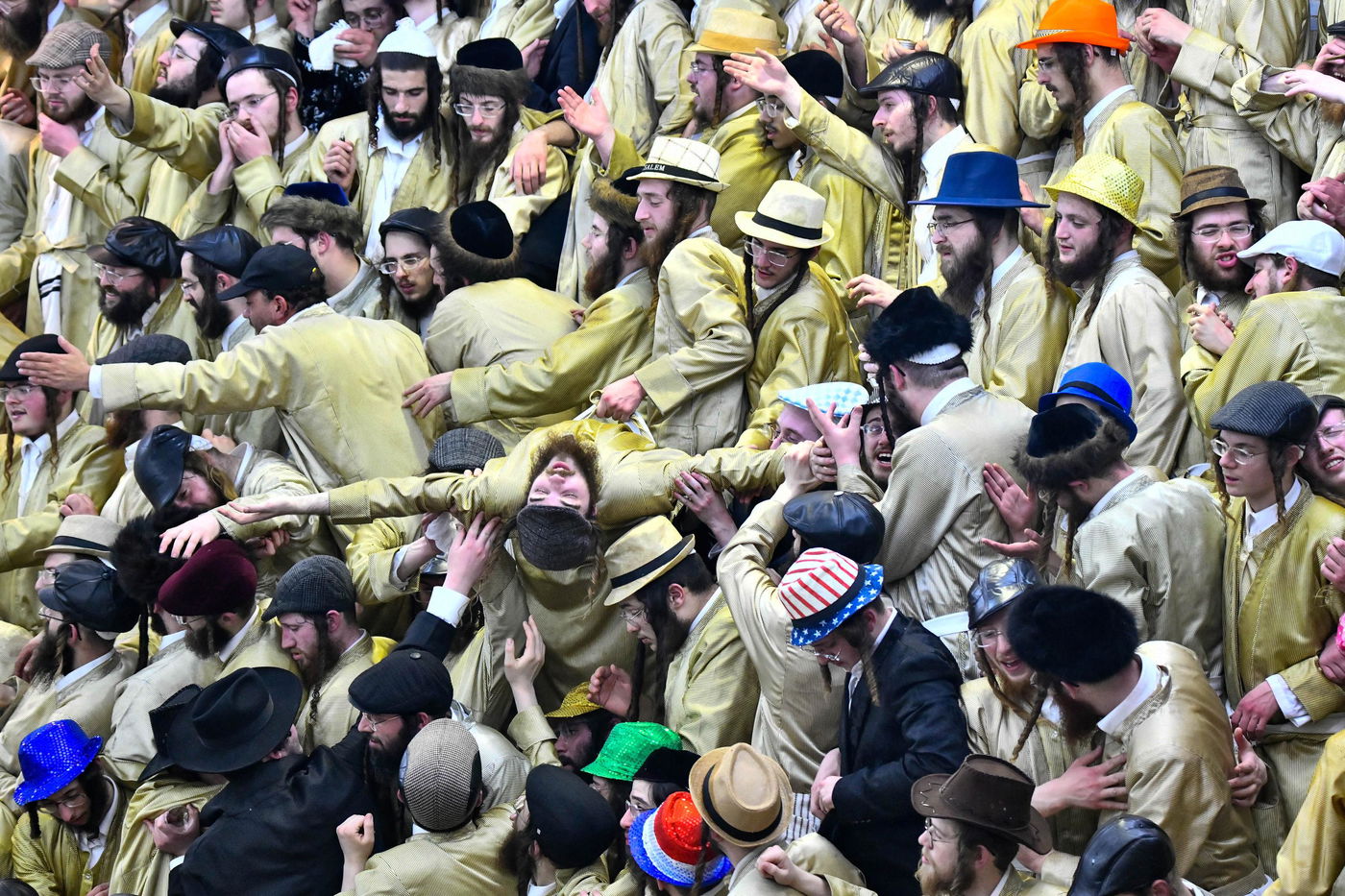 פורים בחצה"ק תולדות אהרן
