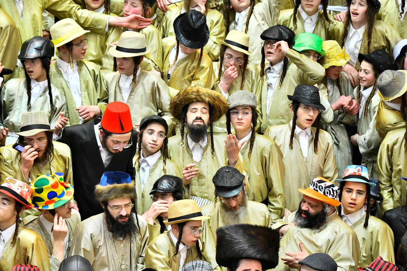 פורים בחצה"ק תולדות אהרן