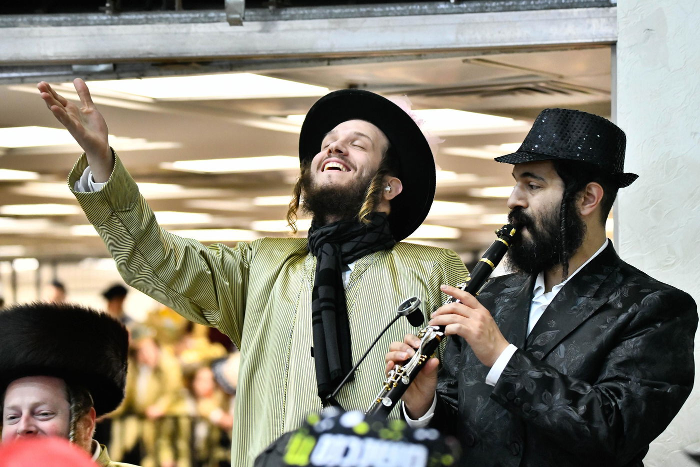 פורים בחצה"ק תולדות אהרן