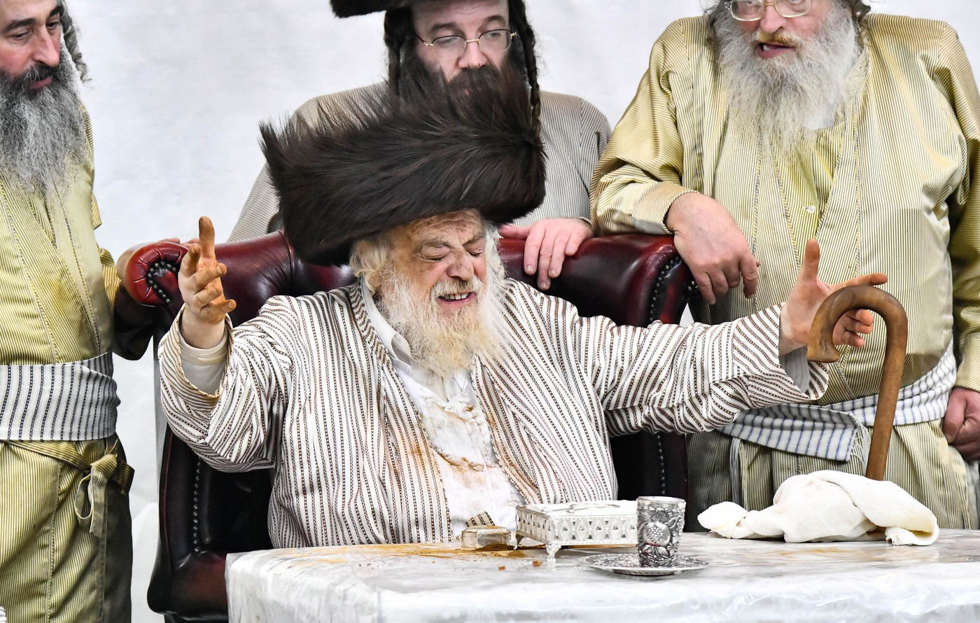 פורים בחצה"ק תולדות אהרן