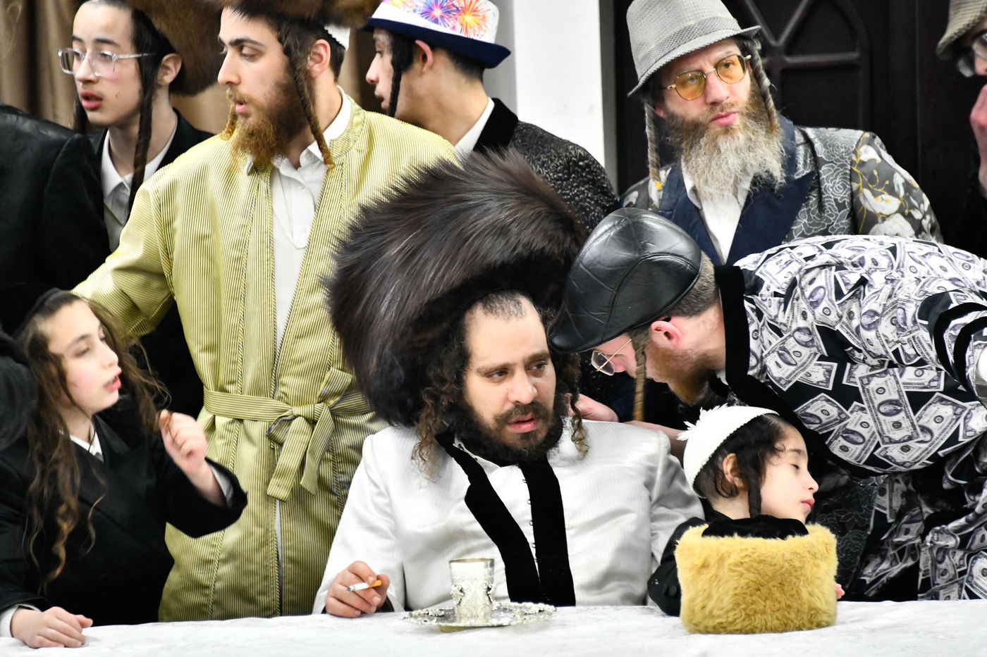 פורים אצל האדמו"ר מקרעטשניף כפר עטה