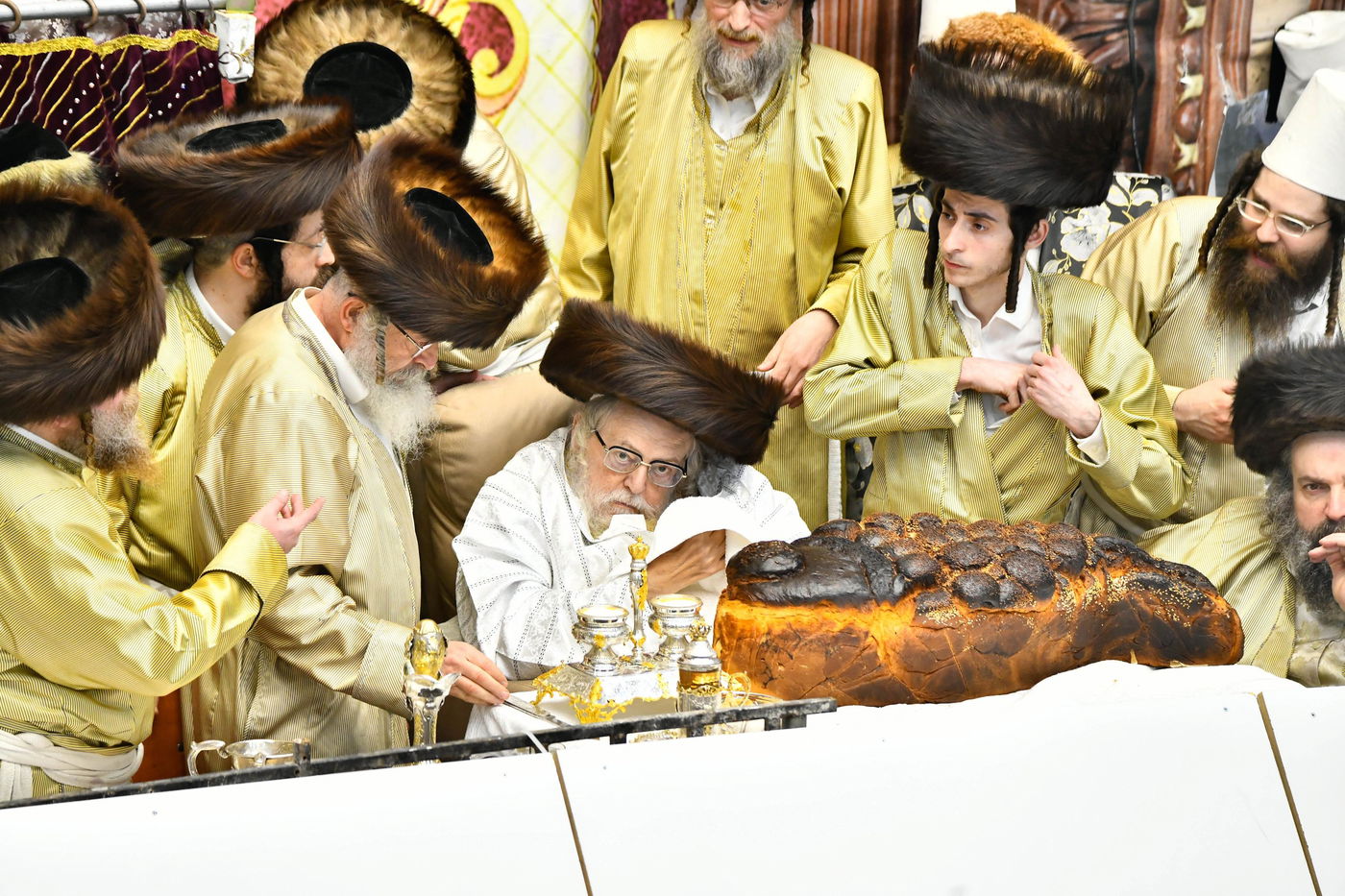 פורים בחצה"ק תולדות אברהם יצחק